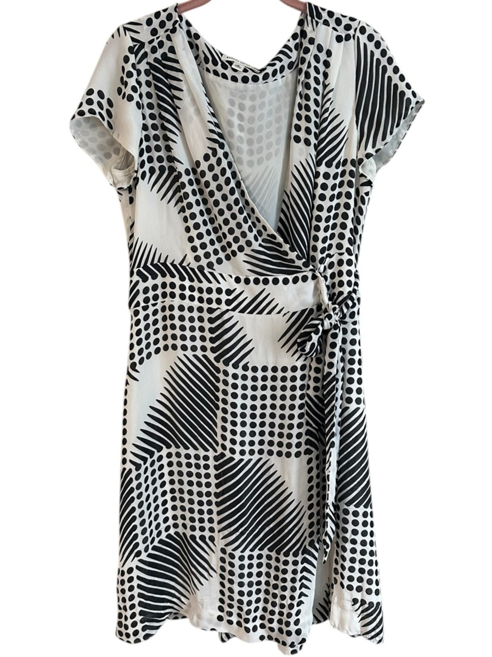 Banana Republic Geometric Dot Wrap Dress 10 (flaws)
